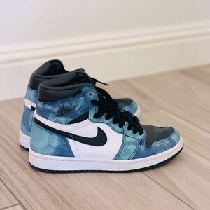 Tie-Dye Air Jordan 1 Women’s Size 7 Retro Nike Sneaker